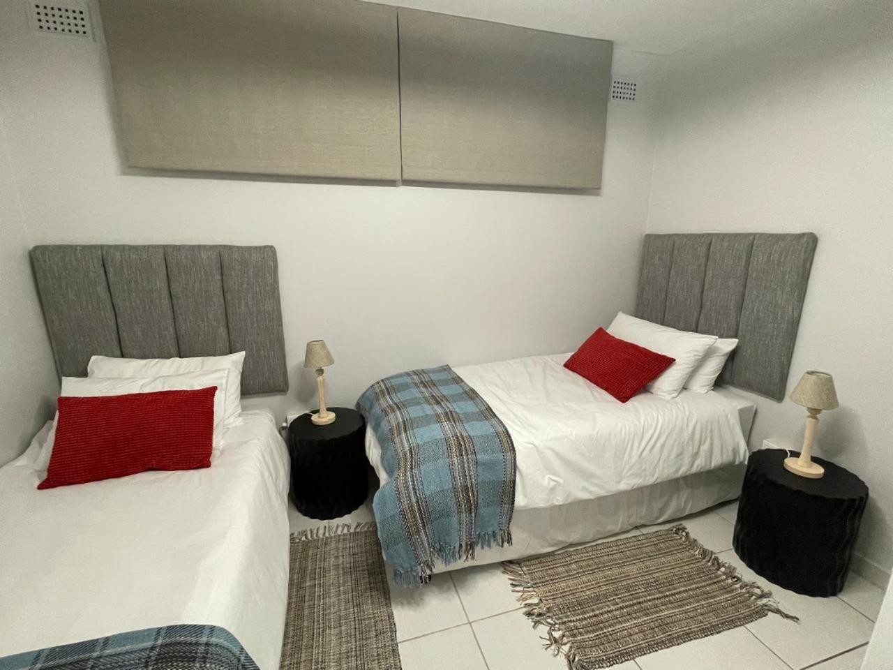 Kyalanga Beachfront Apartment